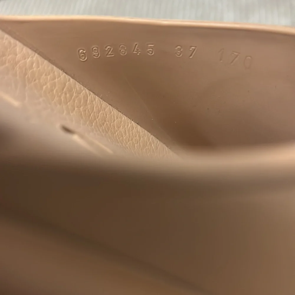 Gucci slides - Picture 4 of 4